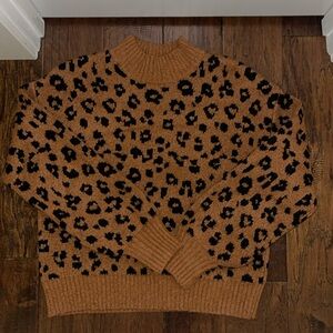 Leapord print sweater